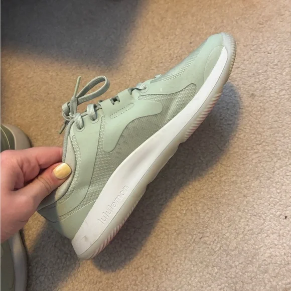 Lululemon Strongfeel Training Sneakers 8.5 - Picture 8 of 11